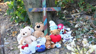 Gedenken an den ermordeten Jungen in Pragsdorf