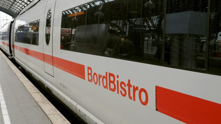 Kein Essen Mehr Deutsche Bahn Schafft Bordbistro In Intercity Z Gen Ab