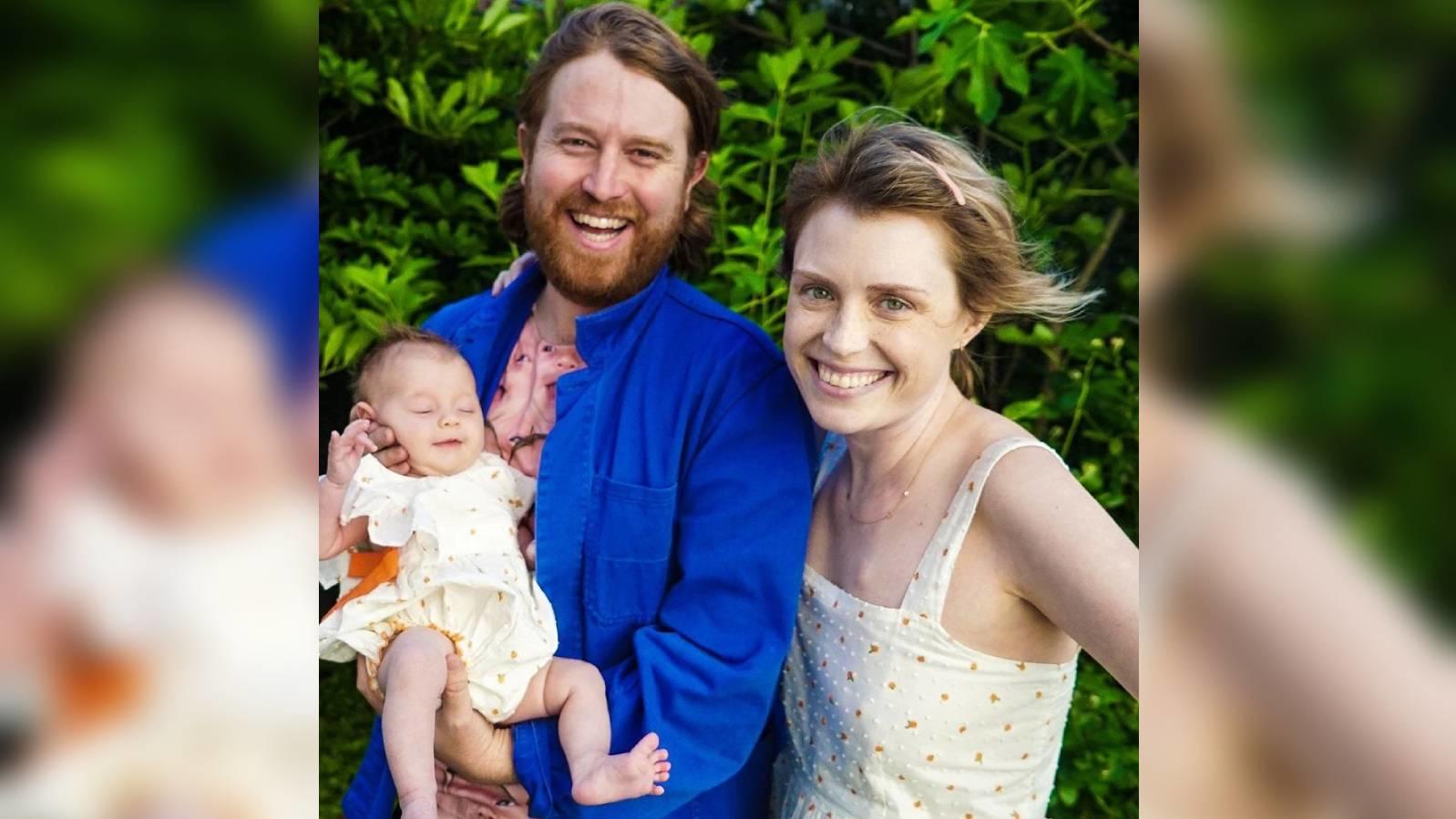 Casey McIntyre mit Mann Andrew und Tochter Grace