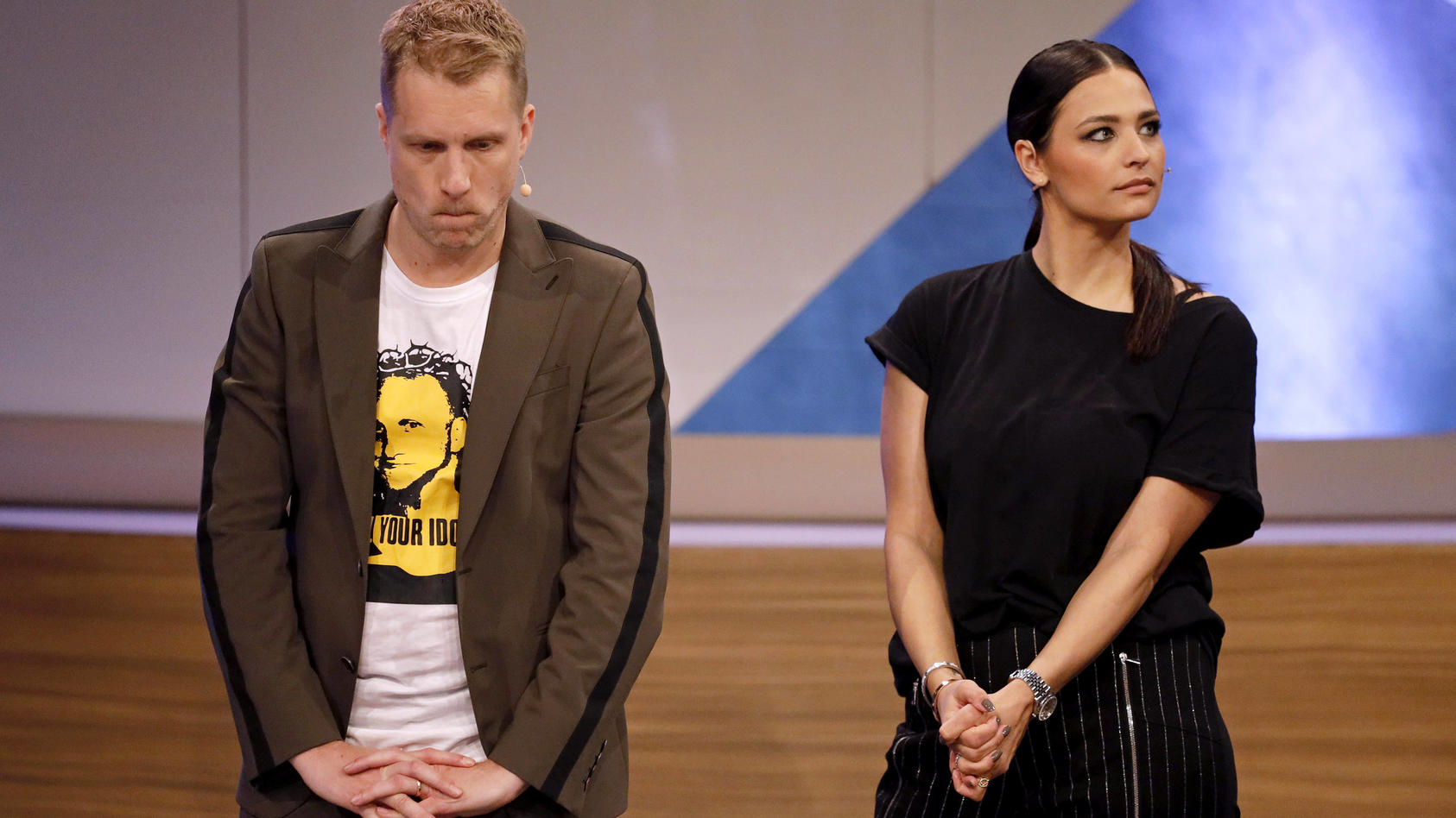 Entertainer Oliver Pocher mit Ehefrau Amira Pocher in der RTL-Live-Show Pocher vs. Wendler - Schluss mit lustig in den NOBEO Studios. Nach ihrer Hochzeit 2019 gaben beide im August 2023 ihre Trennung bekannt. Archivfoto Hürth, 01.03.2020 NRW Deutschl