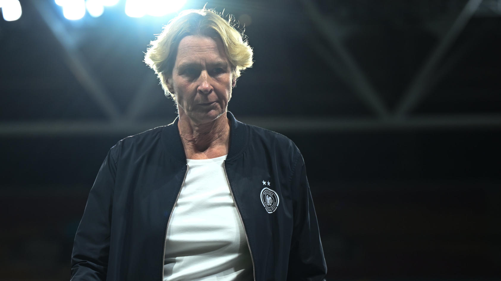 ARCHIV - 03.08.2023, Australien, Brisbane: Fußball, Frauen: WM, Südkorea - Deutschland, Vorrunde, Gruppe H, 3. Spieltag, Lang Park: Martina Voss-Tecklenburg, Bundestrainerin der deutschen Frauen-Fußballnationalmannschaft. Voss-Tecklenburg wird nicht 