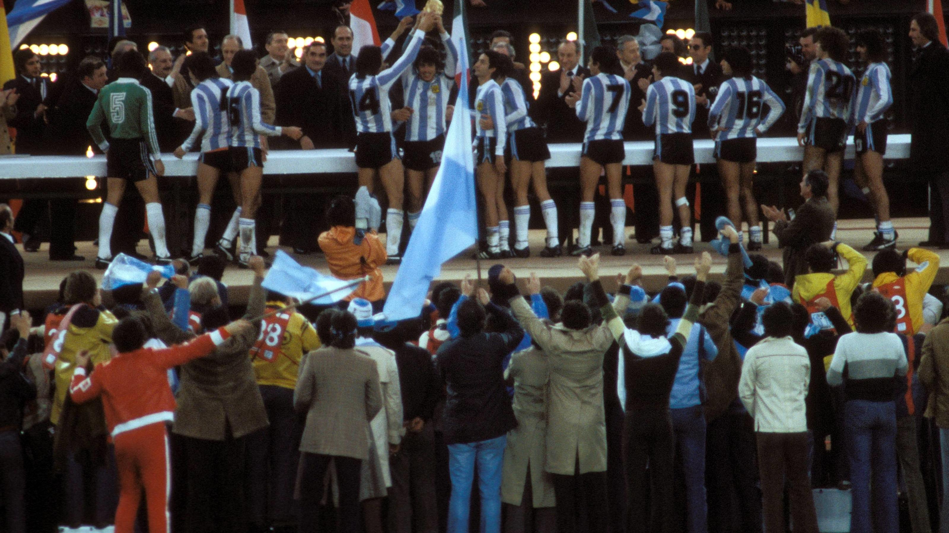 La selección argentina celebra su victoria en el Mundial de 1978