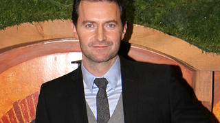 Richard Armitage makes an early morning 8am appearance at Union Station in Toronto, Canada to promote his new movie 'The Hobbit: An Unexpected Journey'. Richard Armitage was in a good mood taking photos with fans, signing autographs, and even giving out tickets to a special screening of the movie.