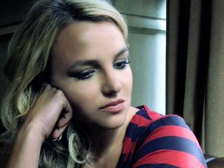Britney Spears - die Celebrity-Doku des Jahres! Sie gehört zu den größten und kontroversesten Popstars. RTL zeigt eine einmalige Dokumentation, die Britney Spears hautnah und völlig ungeschminkt zeigt.