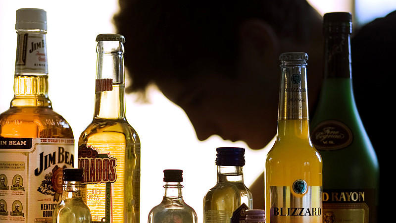 Über 700.000 Krebs-Fälle sind laut einer Studie vermutlich auf Alkoholkonsum zurückzuführen.