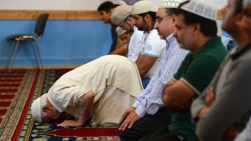 Islam Muslime Gebet Moschee Deutschland Religion