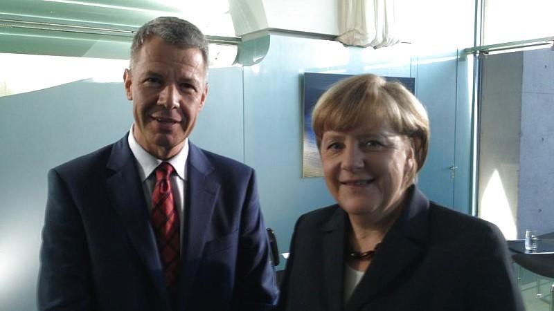 Peter Kloeppel traf die Kanzlerin in Berlin vor ihrer Abreise zum G8-Gipfel.