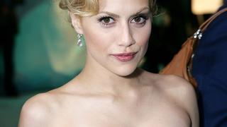 LONDON - NOVEMBER 26:  (UK TABLOID NEWSPAPERS OUT)  Actress Brittany Murphy arrives at the UK Premiere of "Happy Feet" at Empire Cinema, Leicester Square on November 26, 2006 in London, England  (Photo by Dave Hogan/Getty Images)
