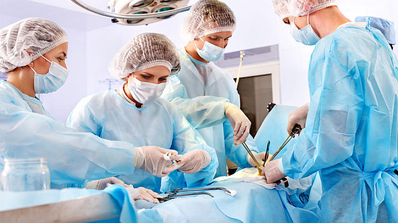 Ärzte in Schweden haben gleich neun Frauen erfolgreich eine Spender-Gebärmutter eingesetzt. (Foto: Symbolbild)