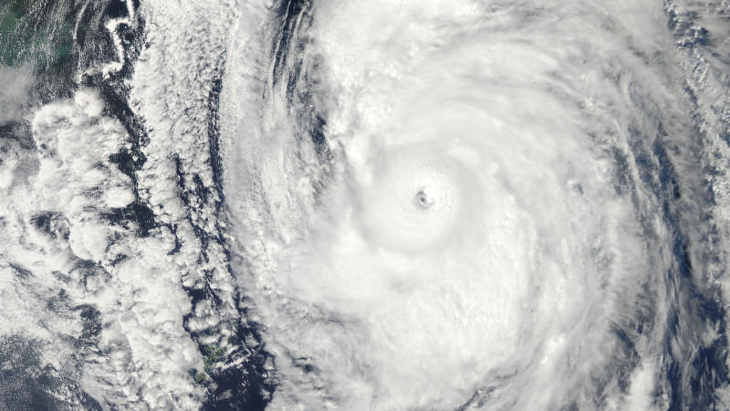 Der Taifun 'Roke' südlich von Japan.