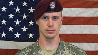 epa04234178 An undated handout photo provided by the US Army on 31 May 2014 of Sgt. Bowe Bergdahl who has been released from captivity in Afghanistan after being held for five years, according to a White House press release. Bergdahl was released in exchange for five Afghan prisoners held at the US prison at Guantanamo Bay, Cuba. EPA/US ARMY / HANDOUT HANDOUT EDITORIAL USE ONLY +++(c) dpa - Bildfunk+++