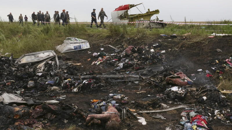 Flugzeug der Malaysia-Airlines über der Ukraine abgestürzt