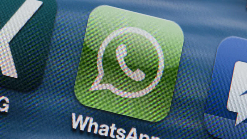 Stresst Handy-Nutzer: Ein Update des Messenger-Dienstes WhatsApp.
