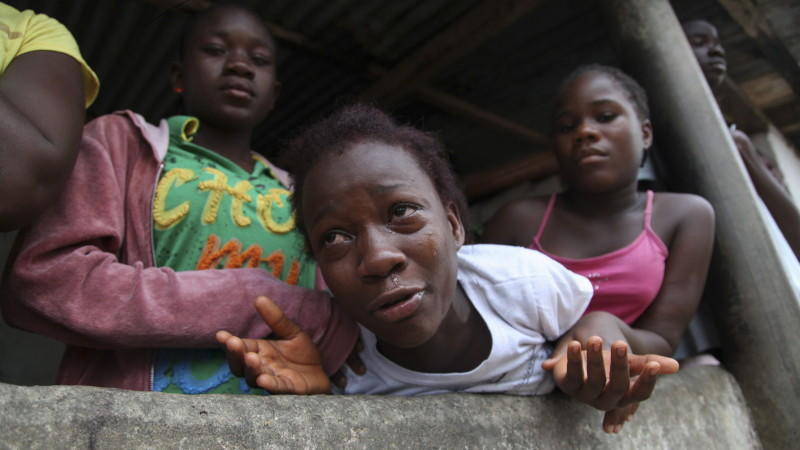 Die Menschen in Westafrika sind aufgrund der Ebola-Epidemie verzweifelt.