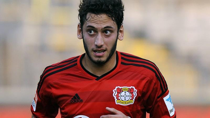 Hakan Calhanoglu