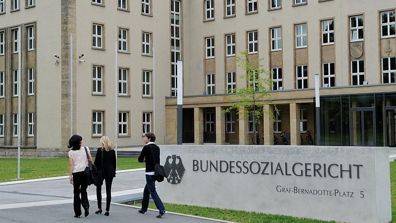 Das Bundessozialgericht in Kassel urteilte zu künstlicher Befruchtung und Genanalyse.