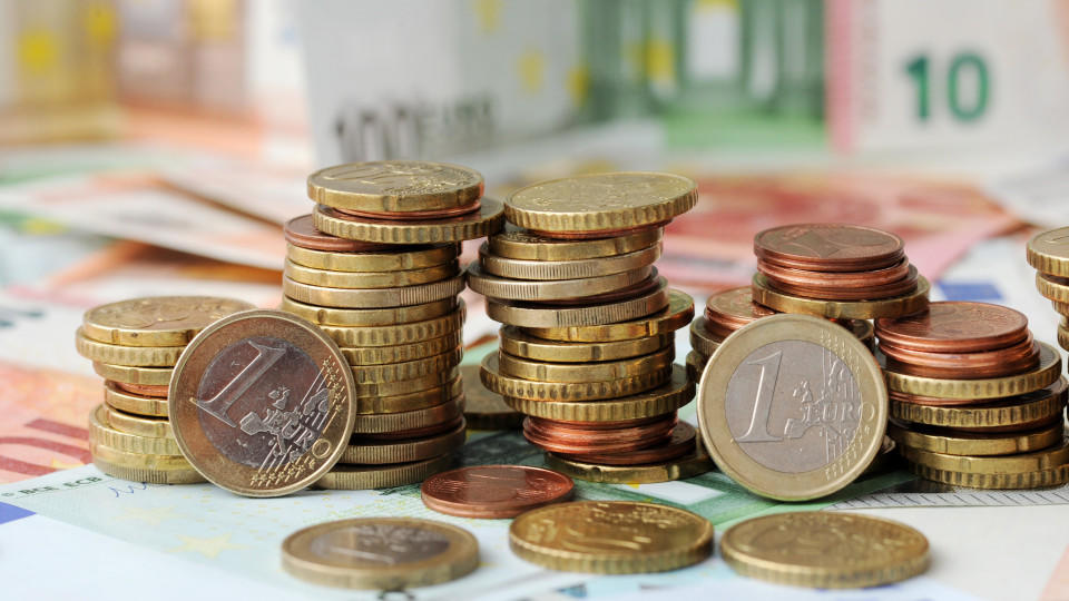 Die Sparkassen warnen: Fast jeder vierte Deutsche spart gar nichts mehr.