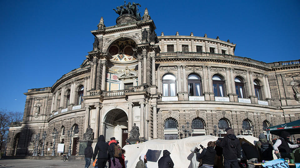 Dresden: Protestlager von Flüchtlingen wird geräumt