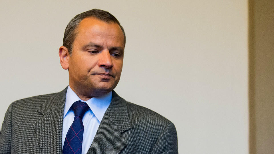 Der frühere SPD-Bundestagsabgeordnete Sebastian Edathy im Landgericht in Verden.