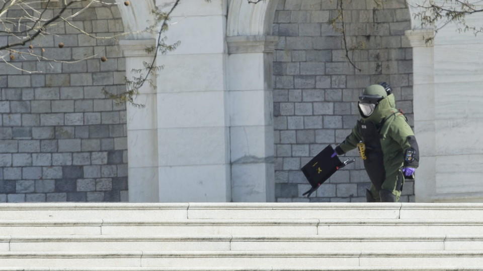 Bombenentschärfer vor dem US-Kapitol in Washington
