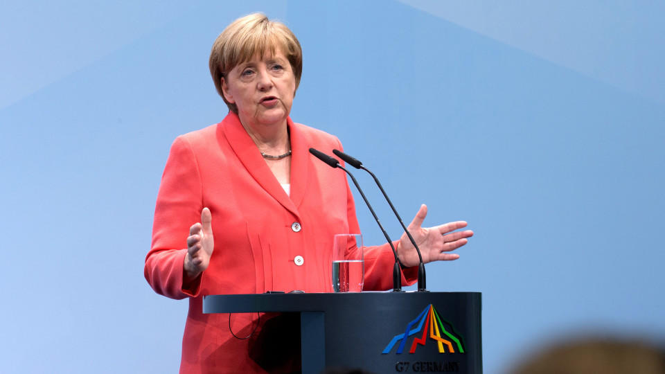 Bundeskanzlerin Angela Merkel bei der Pressekonferenz nach dem G7-Gipfel in Elmau