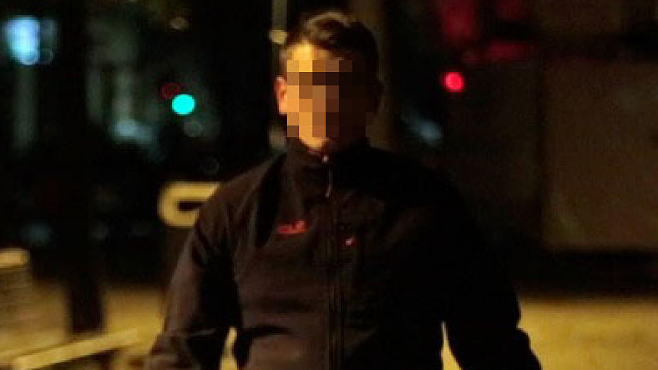 Fahndung in Köln: Polizei sucht diesen Messerstecher