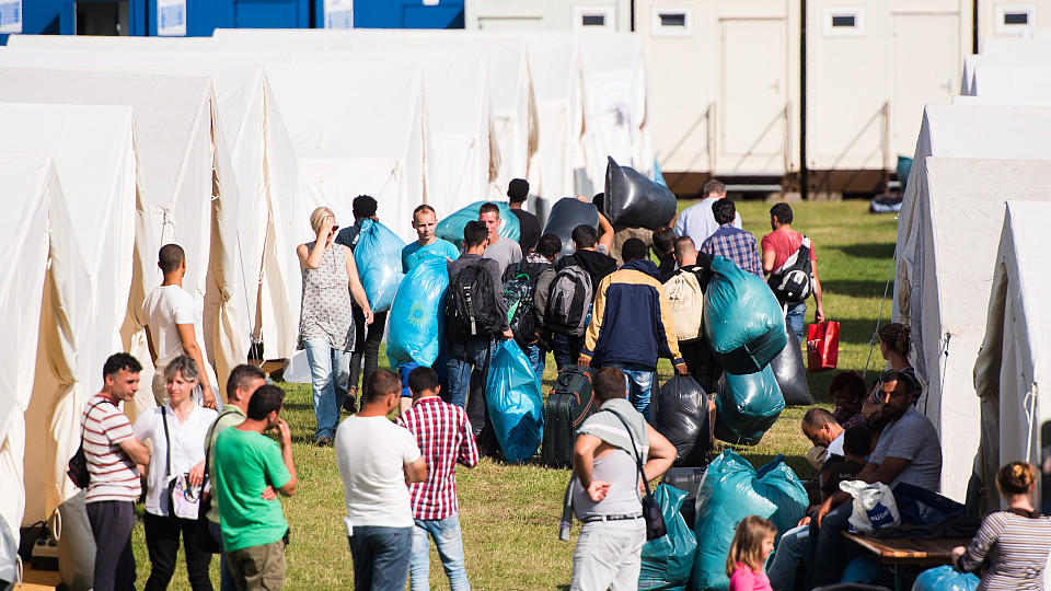 Situation um Flüchtlinge und Notunterkünfte im Überblick
