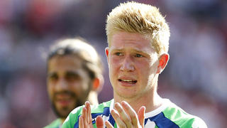 COLOGNE, GERMANY - AUGUST 22:  Kevin De Bruyne of Wolfsburg claps after the Bundesliga match between 1. FC Koeln and VfL Wolfsburg at RheinEnergieStadion on August 22, 2015 in Cologne, Germany.  (Photo by Mika Volkmann/Bongarts/Getty Images)
