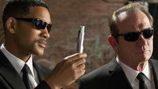 Will Smith und Tommy Lee Jones in 'Men in Black 3' – in den neuen Filmen sollen sie wohl nicht mitspielen.