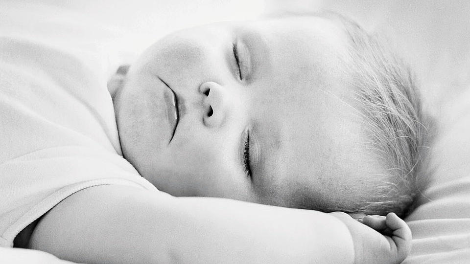 Schlafender Säugling. Immer mehr Amerikaner benennen ihre Babys nach Filterprogrammen des Fotodienstes Instagram.