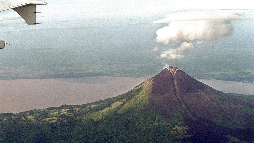 Der Vulkan Momotombo in Nicaragua