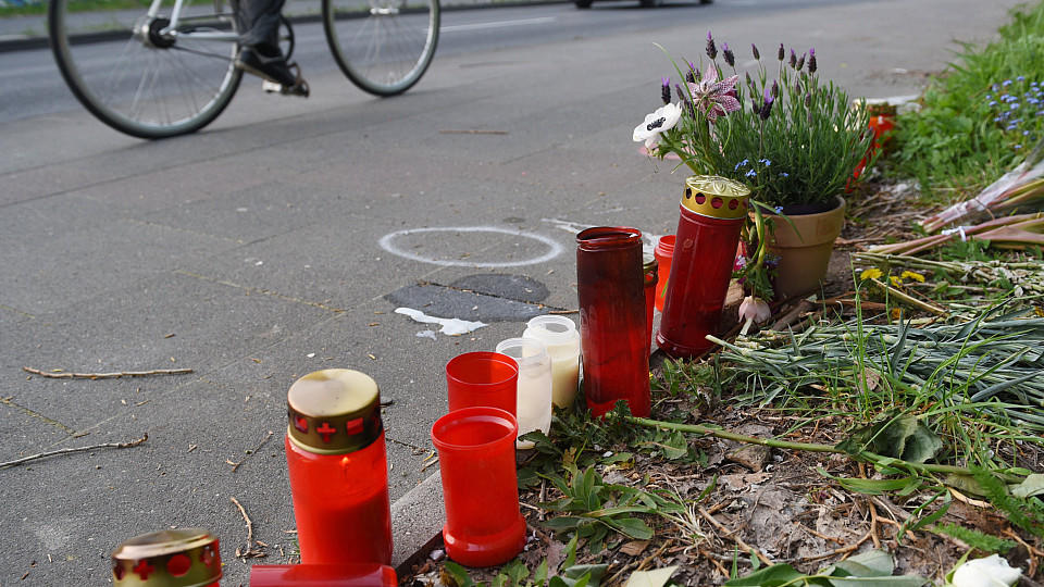 Köln: Eltern von totgeraster Miriam (19) empört: Verurteilter Todesfahrer will in Revision gehen
