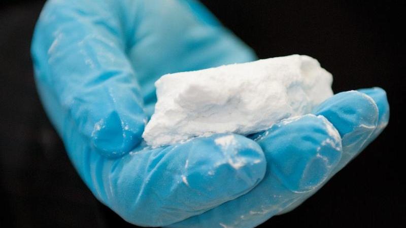 In einem Container fand der Zoll am Jade-Weser-Port fast 50 Kilo reines Kokain. (Symbolbild)