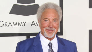 Tom Jones ist seit seinem 16. Lebensjahr mit seiner Frau Linda verheiratet - die beiden haben einen Sohn