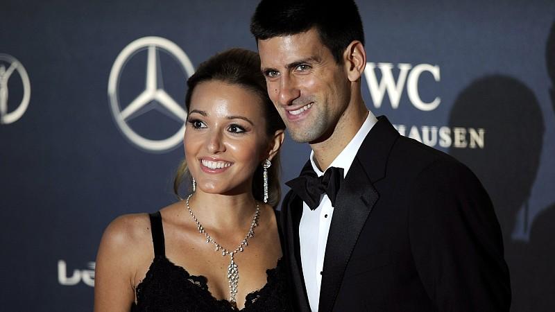 Aber wo ist seine Ehefrau? - Novak Djokovic feiert schon wieder