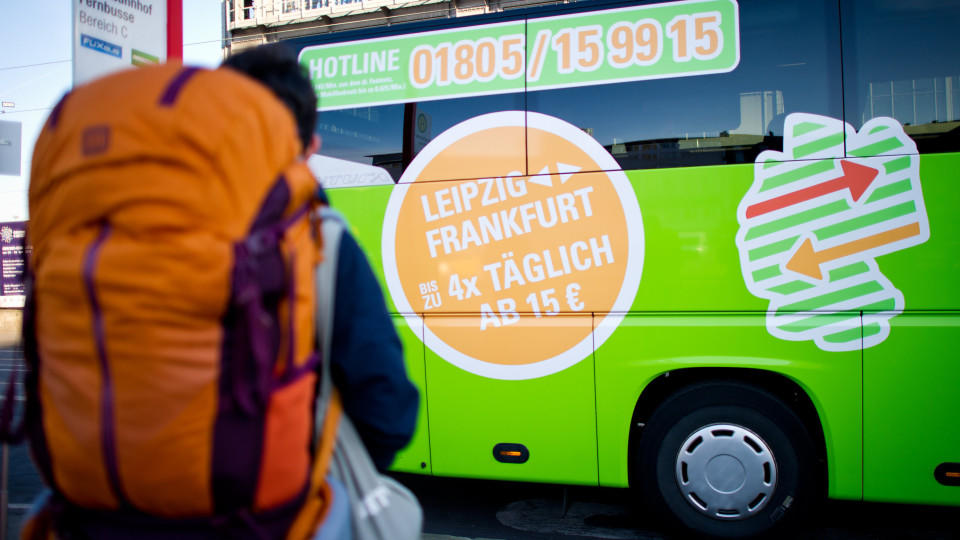 bei-deutschlandticket-dabei-flixbus-will-auch-49-euro-ticket
