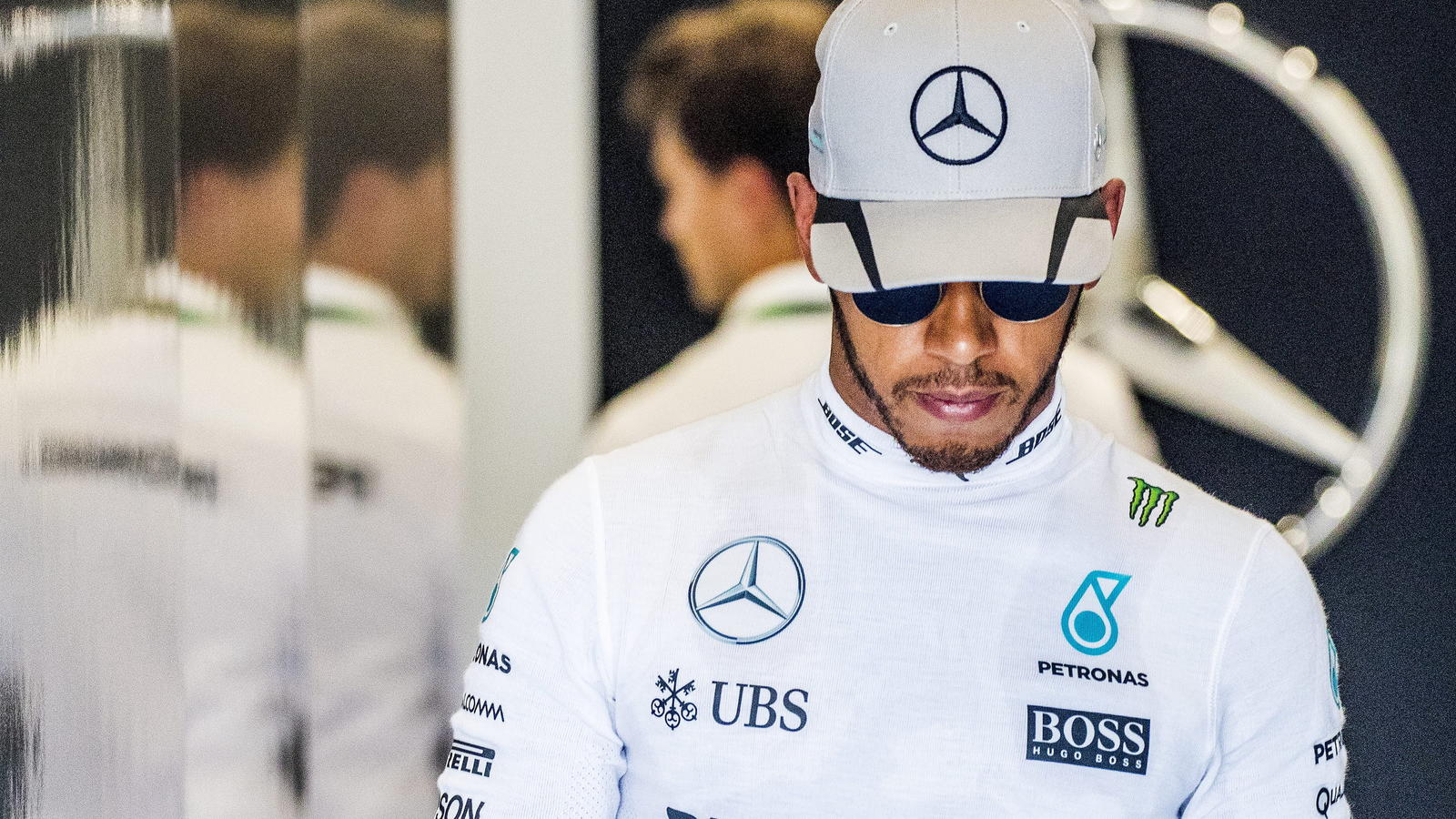epa05512014 British Formula One driver Lewis Hamilton of Mercedes AMG GP during the third practice session at the Spa-Francorchamps race track near Francorchamps, Belgium, 27 August 2016. The 2016 Belgium Formula One Grand Prix will take place on 28 