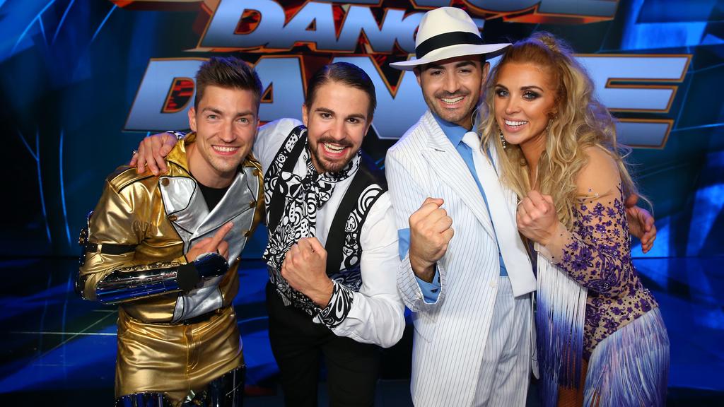 Philipp Boy (l.) und Benedikt 'Bene' Mayr treten im Finale gegen Menderes Bagci und Aneta Sablik an. Wer holt sich den Titel 'Dance Dance Dance'-Star 2016 ?
