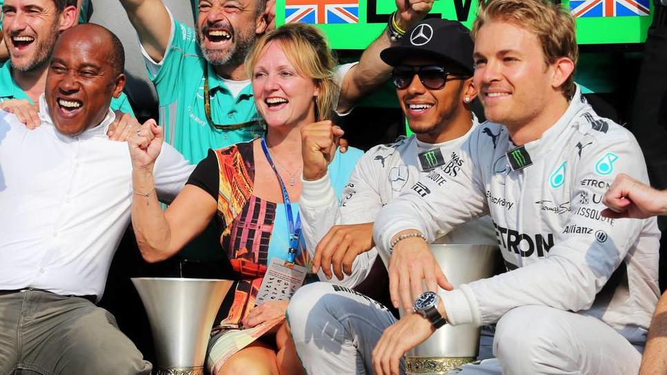 Race winner Lewis Hamilton (GBR) Mercedes AMG F1 celebrates with his step mother Linda Hamilton, father Anthony Hamilton (GBR), team mate Nico Rosberg (GER) Mercedes AMG F1, and the team.07.09.2014. Formula 1 World Championship, Rd 13, Italian Grand 