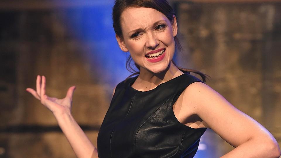 Komikerin Carolin Kebekus gewinnt den 'Deutschen Comedypreis' 2016 in der Rubrik 'beste Komikerin'.