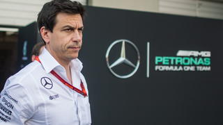 epa05403088 Mercedes AMG F1 Director of Motorsport Toto Wolff leaves the team garage during the third practice session at the 2016 Formula One Grand Prix of Austria in Spielberg, Austria, 02 July 2016. The 2016 Formula One Grand Prix of Austria will take place on 03 July 2016. EPA/CHRISTIAN BRUNA +++(c) dpa - Bildfunk+++