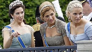 Crown Princess Mary of Denmark (L-R), Crown Princess Maxima of the Netherlands and Crown Princess Mette-Marit of Norway at the Royal Palace after the wedding of Sweden's Crown Princess Victoria and Prince Daniel of Sweden, the Duke of Vastergotland, in Stockholm, Sweden, June 19, 2010. Photo: Patrick Van Katwijk