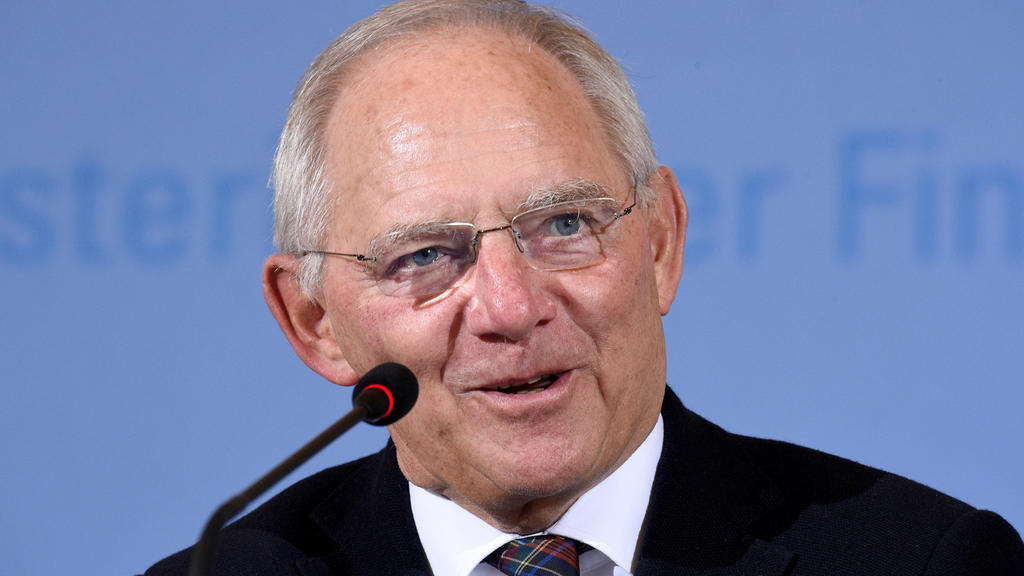 ARCHIV - Bundesfinanzminister Wolfgang Schäuble
