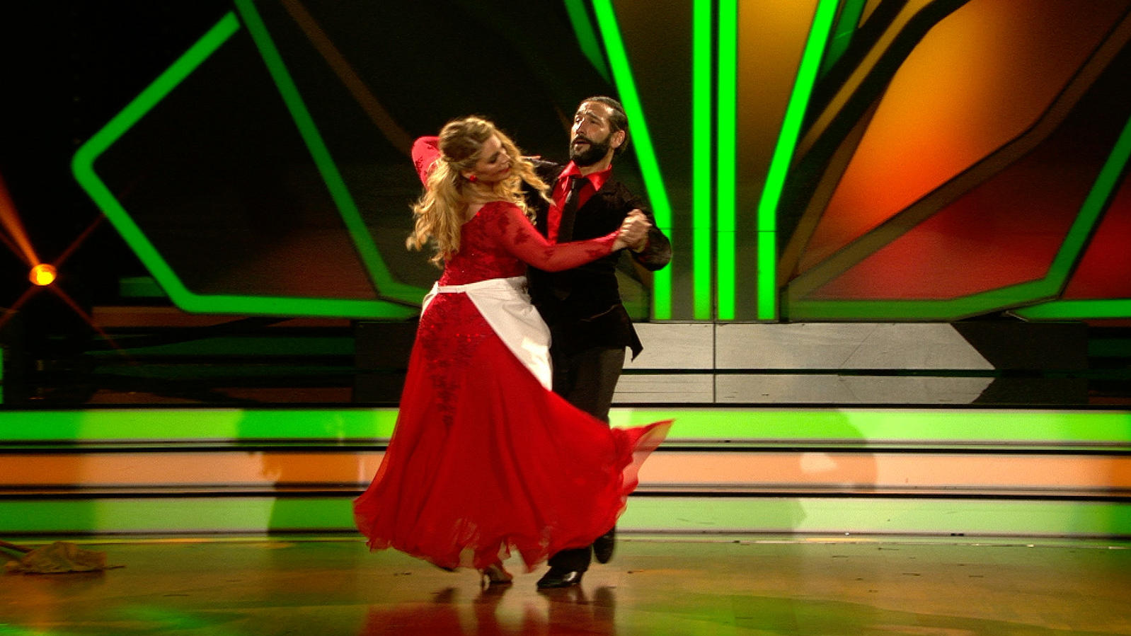 Angelina Kirsch und Massimo Sinató holen 26 Punke bei "Let's Dance".