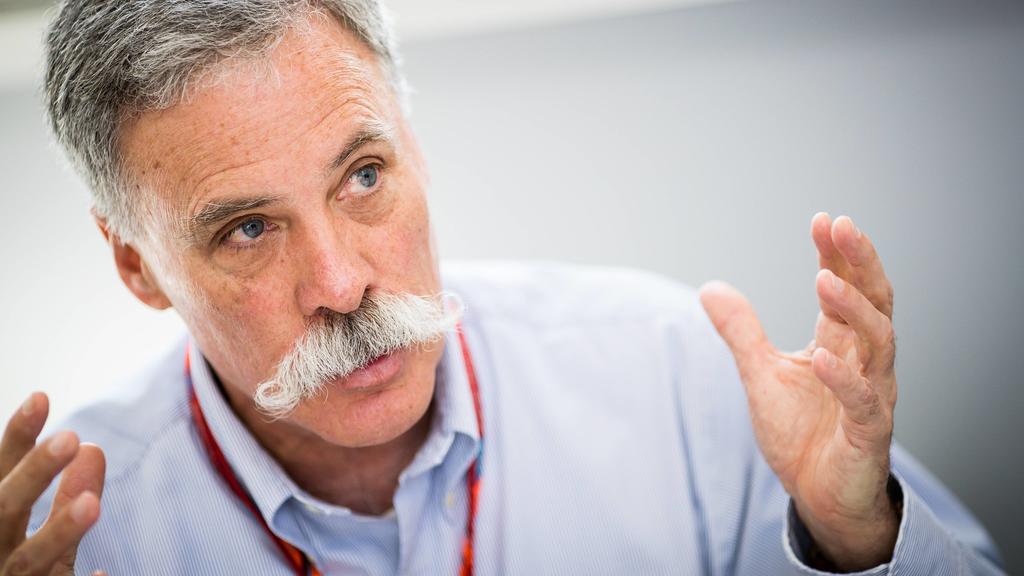 May 13th 2017, Circuit de Barcelona, Catalunya, Spain; Spanish Formula One Grand Prix; Saturday Qualifying; Chase Carey CEO of Formula 1 explains a point during an interview xEricxAlonsox PUBLICATIONxINxGERxSUIxAUTxHUNxSWExNORxDENxFINxONLY ActionPlus