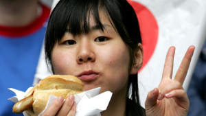 Japanerin Solo-Hochzeit Sologamie