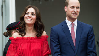 Herzogin Catherine und Prinz William sind der Mittelpunkt der 'Queen's Birthday Garten Party'.