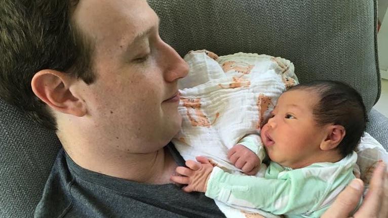 Mark Zuckerberg mit seinem Töchterchen August.