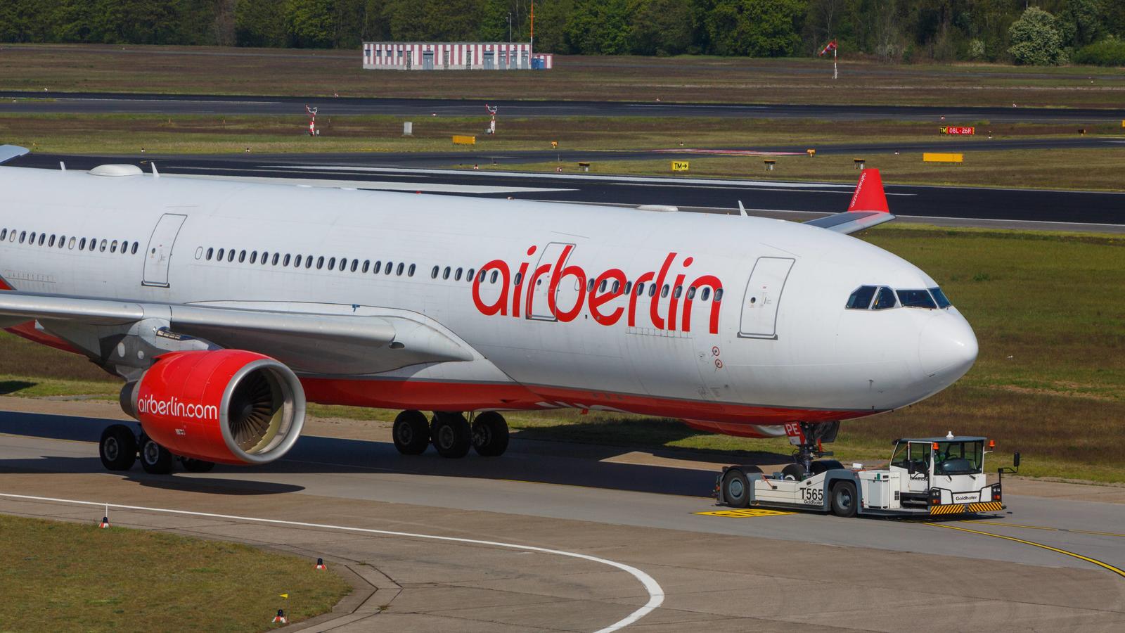 Laut eines internen Schreibens könnten 1.400 Air-Berlin-Mitarbeiter noch im Oktober arbeitslos werden.