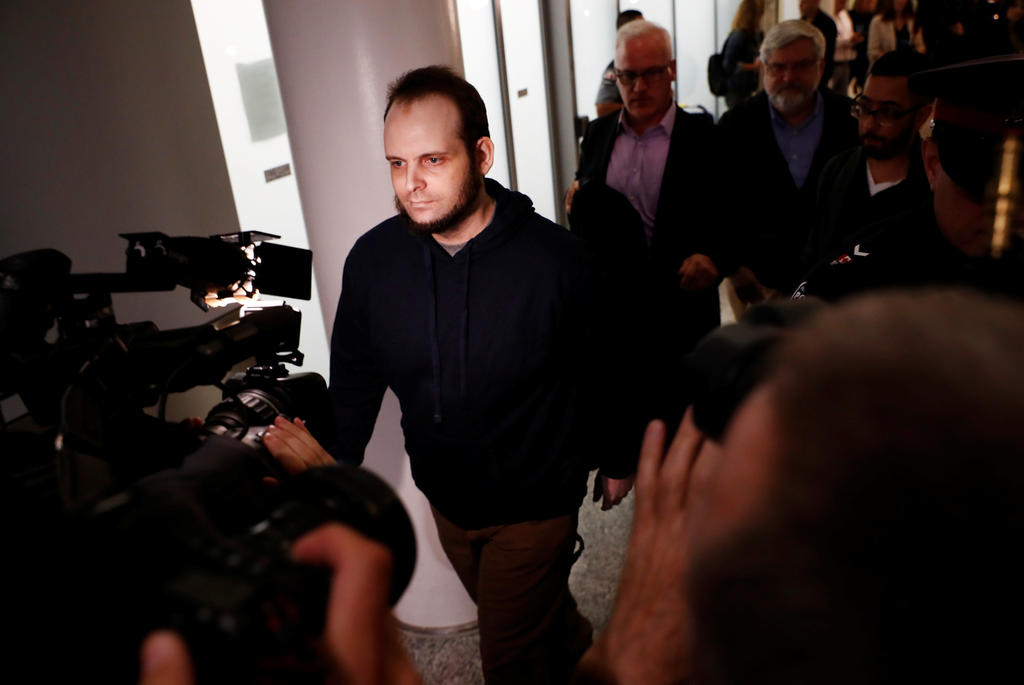 Joshua Boyle kommt am Flughafen in Toronto an.